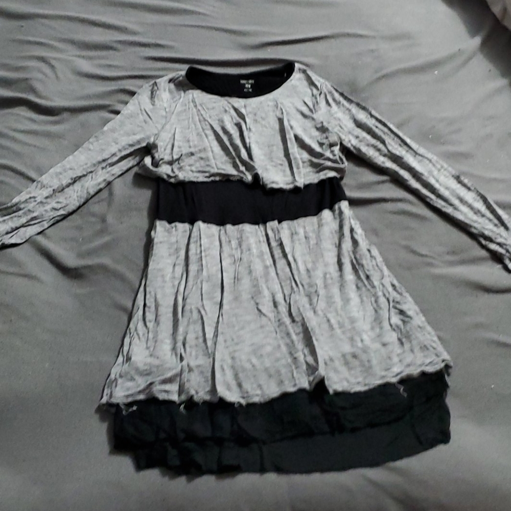 Kensie Grey and black dress